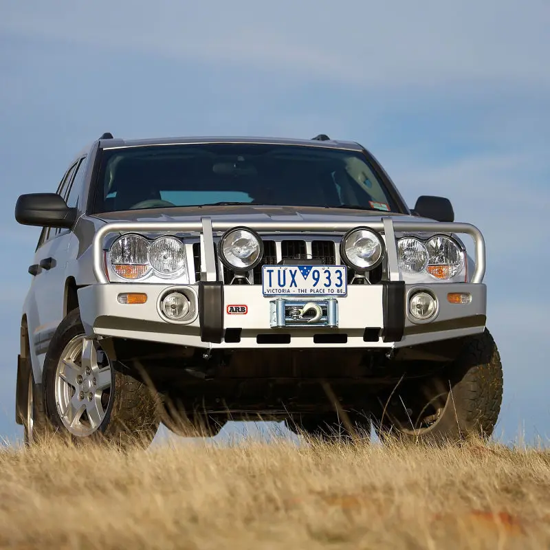 ARB Combar Bull Bar OE Fog Light Cutouts Grand Cherokee WK 2005-2008