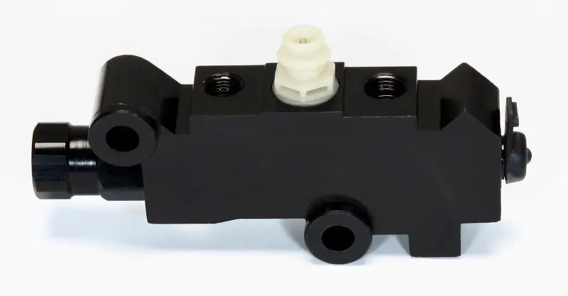 Wilwood Proportioning Valve GM Style Fixed Delay Metering Valve